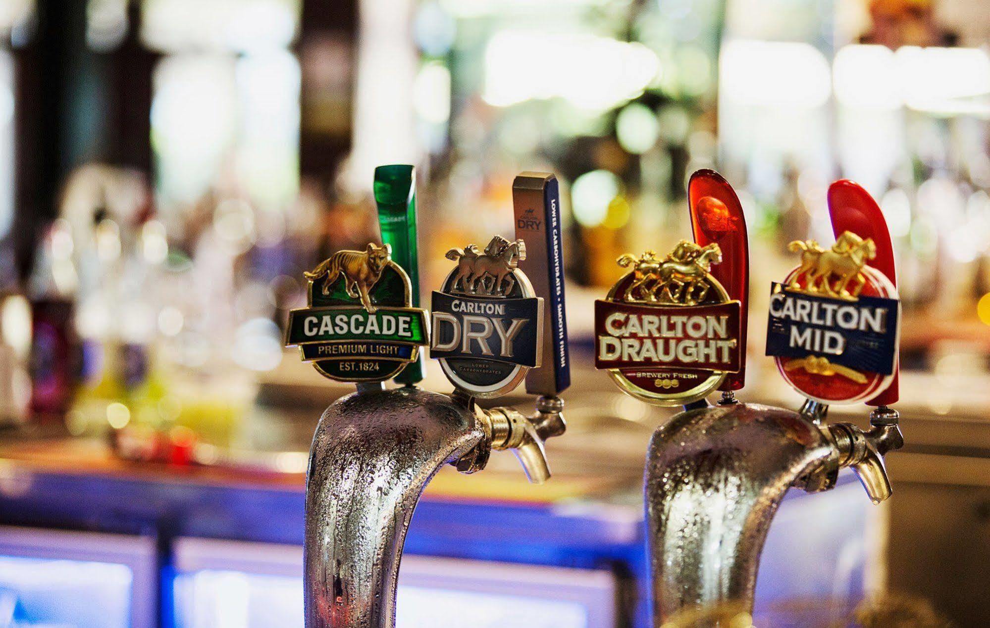 Nightcap At Westside Hotel Laverton Bagian luar foto